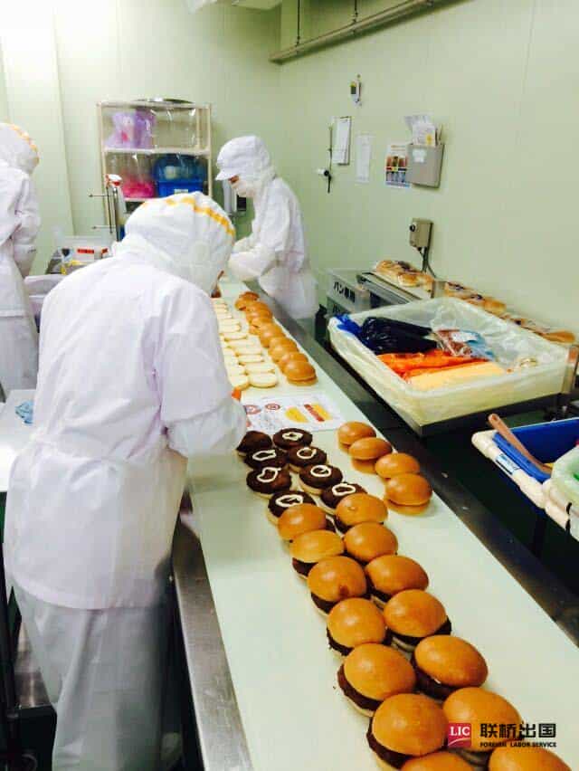 三明治漢堡加工女工(圖3)